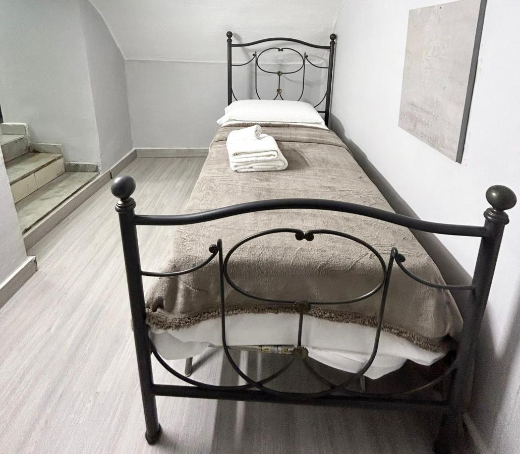 Pontenuovo 6E8 House نابولي المظهر الخارجي الصورة