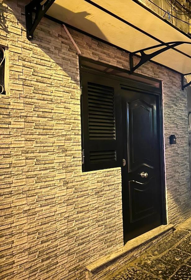 Pontenuovo 6E8 House نابولي المظهر الخارجي الصورة